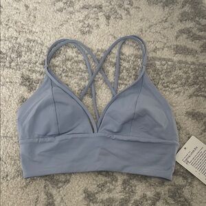 Lululemon NWT pushing limits bra
